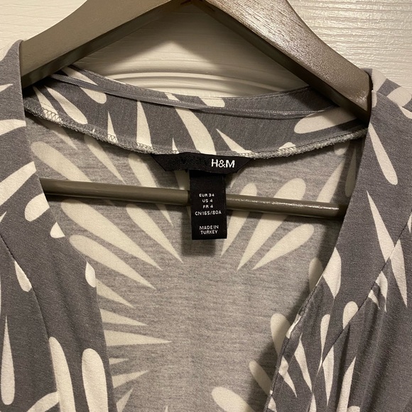H&M Grey and White Wrap Dress - Picture 2 of 5